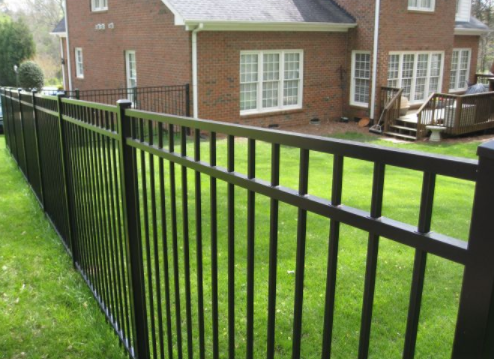 Aluminum Fence Installation & Repair 